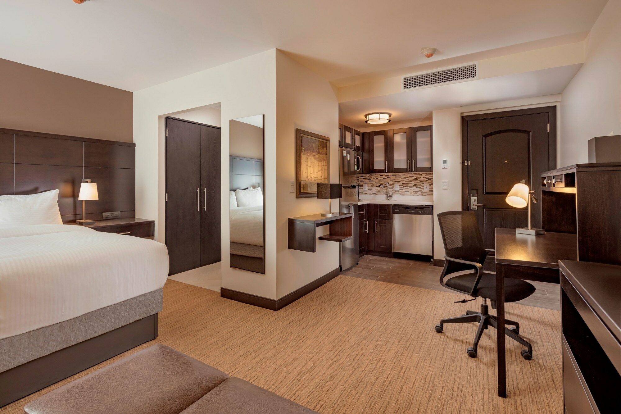 Staybridge Suites Silao, An Ihg Hotel Buitenkant foto